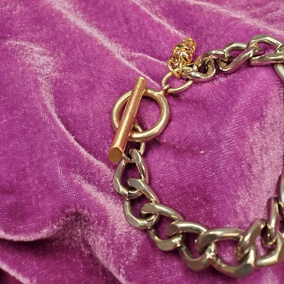 Patch NYC silver toned chunky bracelet - Picture 4 of 8